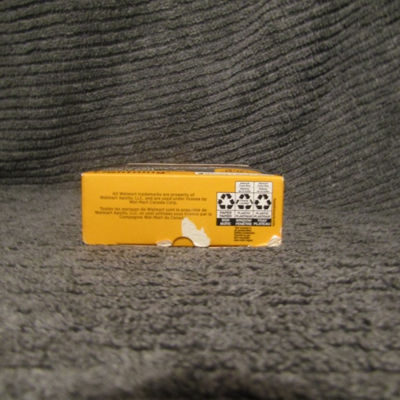 blackweb Dual-Port Car Charging Kit with Apple 8 pin to usb cable - Picture 3 of 3